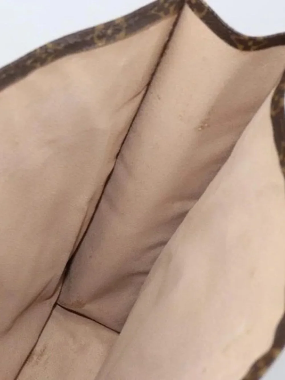 LOUIS VUITTON Monogram Sac Plat Hand Bag